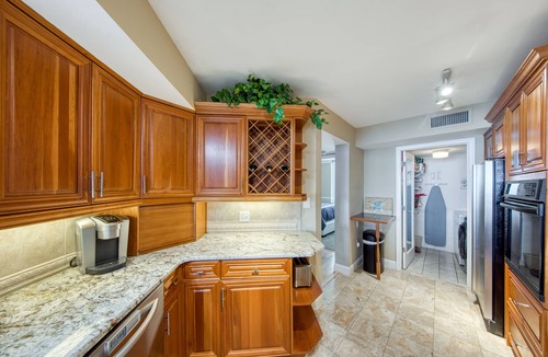 Bayway Isles Condo | Paradise Penthouse