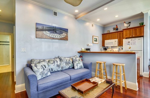 The Meadows House | Paradise Place by AvantStay | Key West Old Town Condo w/Shared Pool