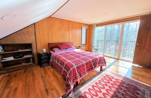 Hawley Ski Chalet | Paradise rediscovered 3-bedroom chalet in amenities rich lake community