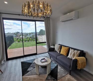 Greerton House | Paradise Retreat