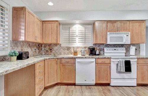 Cavalier Vista House | Paradise Scottsdale - 6 Beds/4 Bedrooms + Pool!