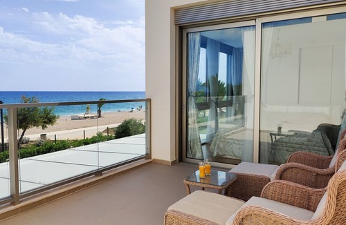 Villajoyosa Apartment | PARADISE sea front premium villa