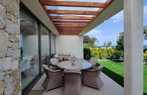 Villajoyosa Apartment | PARADISE sea front premium villa