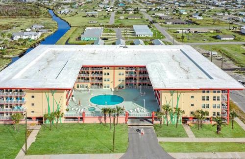 Mexico Beach Apartment | Paradise Shores 302 Serenity Shores by Pristine Properties Vacation Rentals