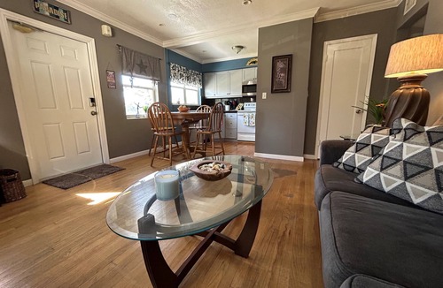 East Fort Lauderdale Apartment | Paradise -sun and summer year around