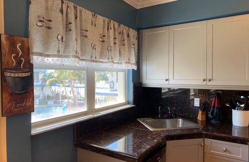 East Fort Lauderdale Apartment | Paradise -sun and summer year around