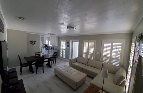 Twin Lakes House | Paradise Vacation Heaven