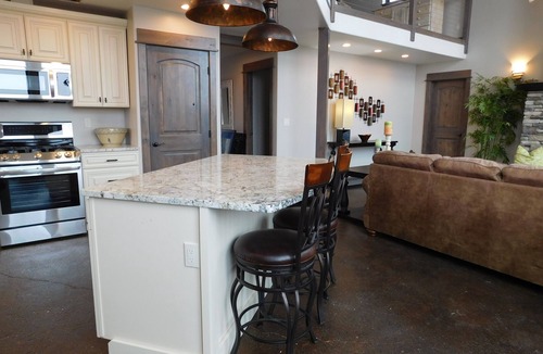 Emigrant Ski Chalet | Paradise Valley Getaway Chalet