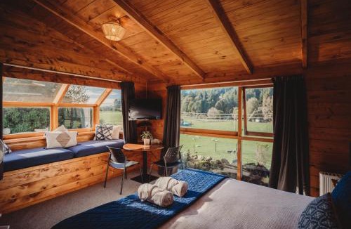 Rotorua Cabin | Paradise Valley Lodge