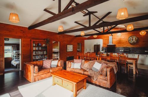 Rotorua Cabin | Paradise Valley Lodge