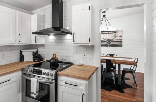 Emigrant House | Paradise Valley-Mountain Escape