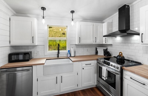 Emigrant House | Paradise Valley-Mountain Escape