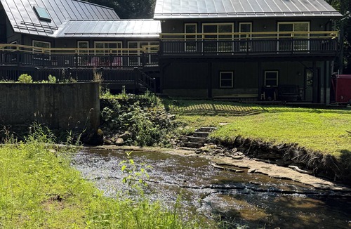 Barneveld House | Paradise Valley NY