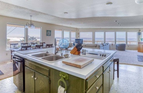 Tolovana Park House | Paradise View - New Listing!