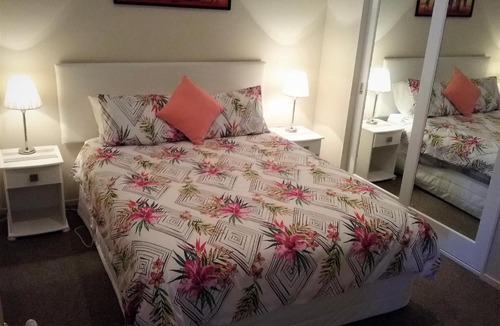 Paihia Apartment | Paradise Views Luxury 2BR Apartment