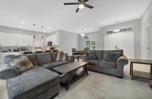 Lake Sarasota House | Paradise Villa- Sarasota