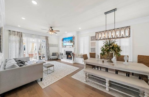 Anglesea House | Paradise Way