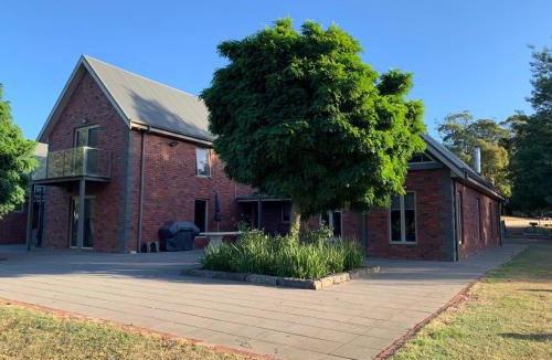 Kinglake House | Paradiso Kinglake