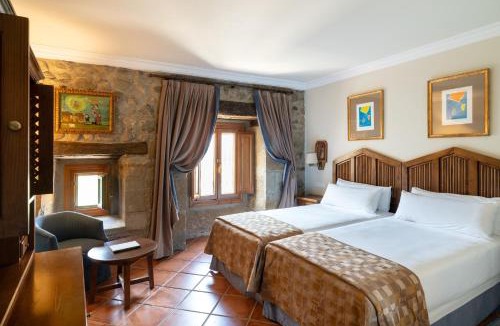 Santo Domingo de la Calzada Hotel | Parador de Sto. Domingo Bernardo de Fresneda