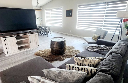 Winnipeg House | Paraiso Pool Houze