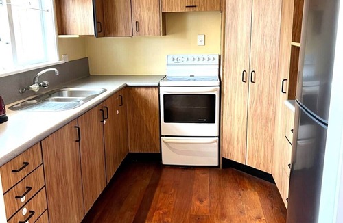 Parakai Hotel | Parakai Geothermal Motel