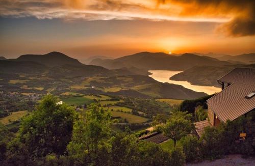 Saint-Vincent-les-Forts Apartment | ParaLodge