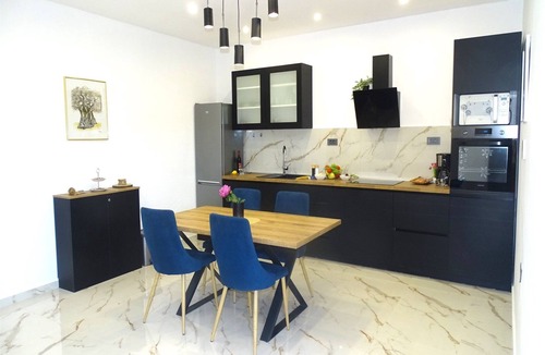 Pristeg House | Parancin by Interhome