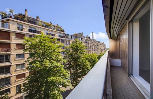 Passy Apartment | Parc de Passy