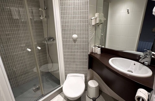 Carvin Hotel | Parc Hotel