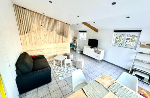 Saint-Martin-de-Londres Apartment | Parenthèse du Pic Appartement Climatisé 1 à 6p MEUBLE DE TOURISME 2 ETOILES