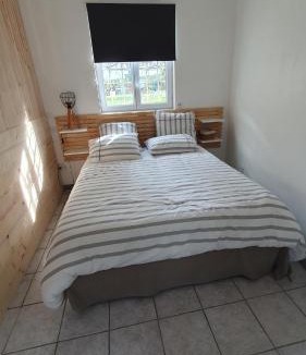 Saint-Martin-de-Londres Apartment | Parenthèse du Pic Appartement Climatisé 1 à 6p MEUBLE DE TOURISME 2 ETOILES