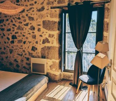 Nerac Apartment | Parenthèse au jardin du Roy