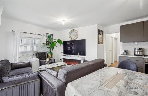 Bezons Apartment | Parenthèse Chic – Confort moderne près de Paris
