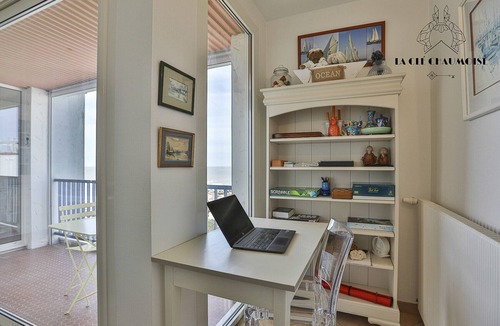 Chateau-d'Olonne Apartment | Parenthèse Atlantique : Appartement 3★ Vue Panoramique sur la Baie
