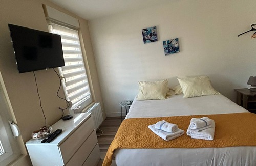Saint-Charles du Port Apartment | Parfait F1, Entrée du Havre #7