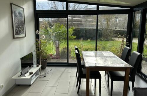 Colleville-Montgomery House | Parfum d'Angkor