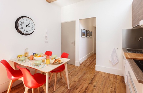 Gares Apartment | Parfum - First concierge service