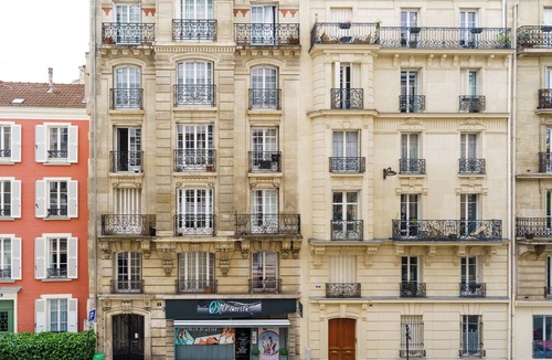 15th Arrondissement Apartment | PARI-PEC534 Summary: