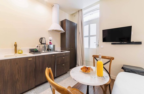 Necker Apartment | Paris 15ème: Studio Cosy près Tour Eiffel