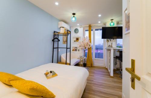 Le Kremlin-Bicetre House | Paris - Blue Sky Homestay