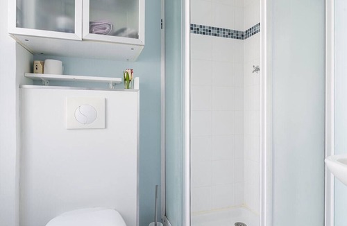 Arts-et-Metiers Apartment | Paris city beating heart cocoon studio