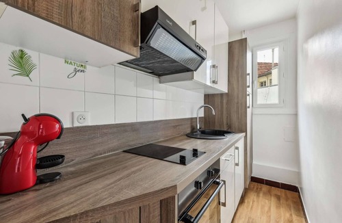 Necker Apartment | Paris Elegant Apartment Montparnasse Tower