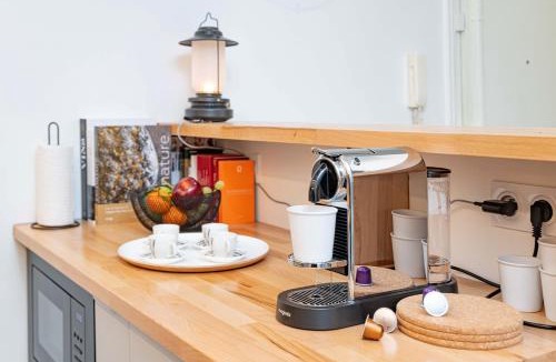 Issy-les-Moulineaux House | Paris Expo Charm, 52m2, Couples&Business Friendly, 5mn walk to Expo Center Porte de Versailles