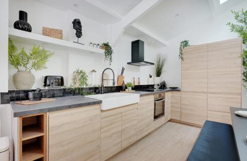Malakoff Apartment | Paris Expo - Charming Loft at the Gates of Paris - GetHosted