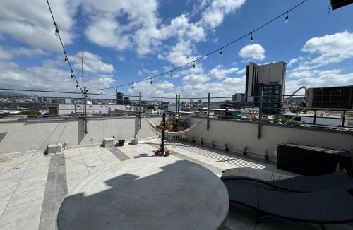 Avenida Revolucion Hostel | Paris Hostel