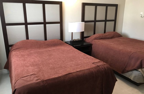 Cap de la Madeleine Hotel | Paris Hotel