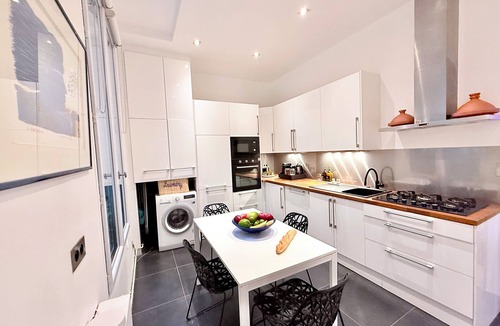 Arts-et-Metiers Apartment | Paris Lyrique, 3 bedrooms/2 bathrooms, 8 people, 130 m²