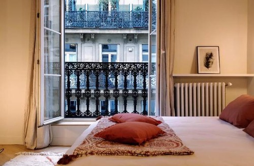 Quartier de la Porte-Saint-Denis Apartment | Paris Opéra Lafayette