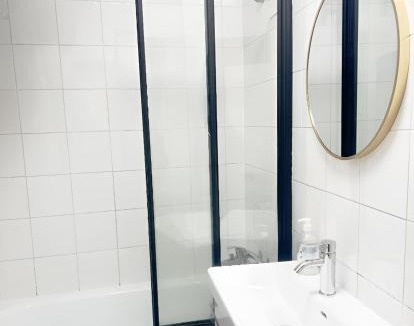 Quartier Sainte-Avoye Apartment | Paris Pompidou