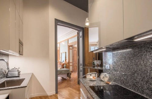 Quartier de la Plaine-de-Monceaux Apartment | PARIS❤️ROYAL WAGRAM❤️ CHAMPS-ELYSEES ❤️4/5 Bdr*6/12P*